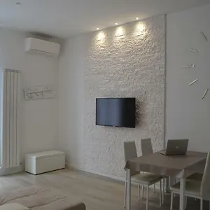 Diamond House , La Spezia Italia